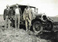 Photograph Hud-fam-233; Thomas Hudson photo album