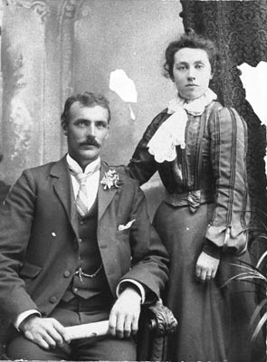 (Photograph Hud-fam-291, taken about 1902; from Gertie Wolfenden)