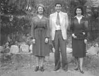Photograph Hud-fam-322
